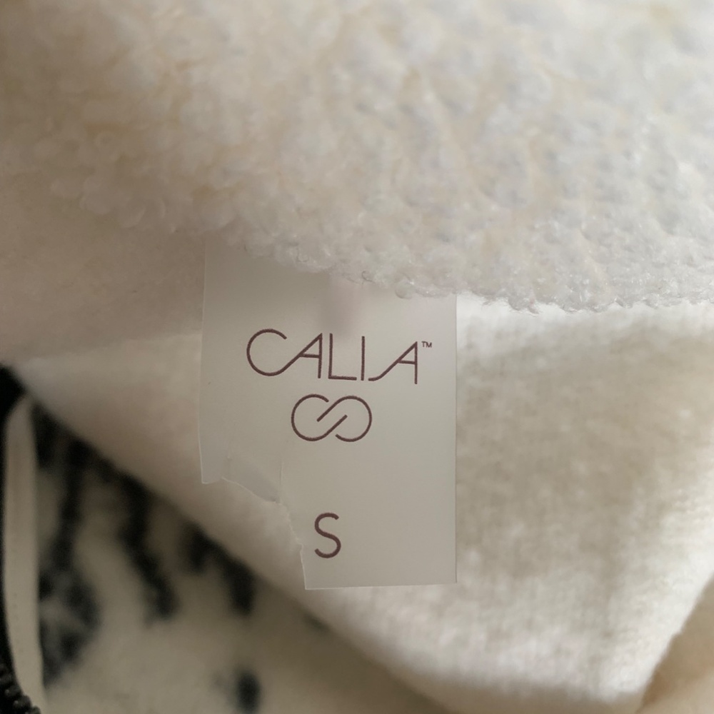 CALIA by Carrie Underwood Black and White Sweater - Picture 4 of 8